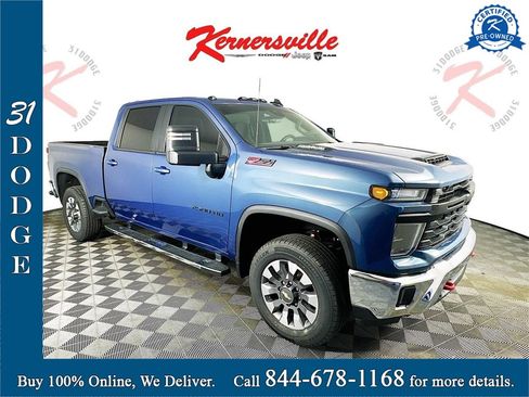 Used 2024 Chevrolet Silverado 2500 LT image 1