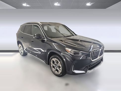 Used 2025 BMW X1 xDrive28i w/ Convenience Package image 27
