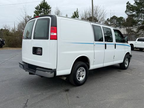Used 2020 Chevrolet Express 2500 w/ Driver Convenience Package image 7