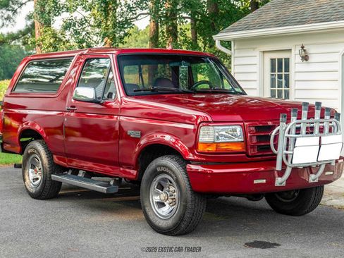 Used 1995 Ford Bronco XLT image 12