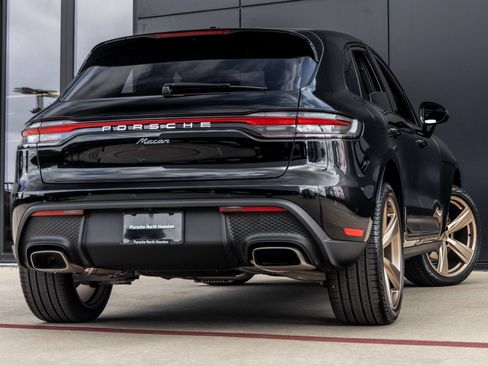 New 2026 Porsche Macan AWD/4WD image 11