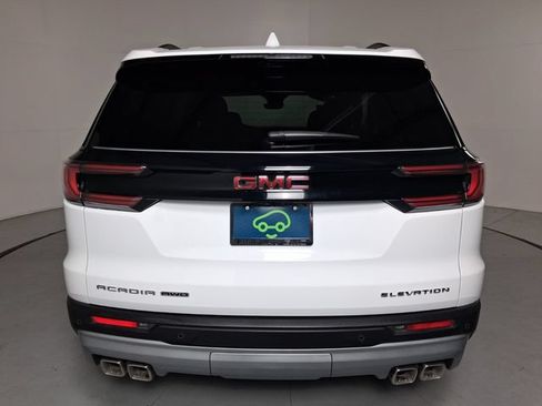 Certified 2026 GMC Acadia Elevation w/ Elevation Premium Package AWD/4WD image 5