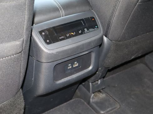 Used 2025 Nissan Pathfinder SV FWD image 20