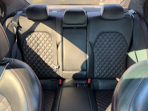 Used 2021 Genesis G70 3.3T w/ Sport Package image 27