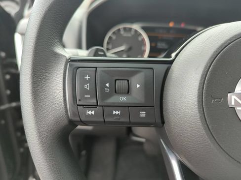 Certified 2023 Nissan Rogue SV FWD image 43