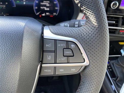 New 2026 Toyota Sienna Limited image 16