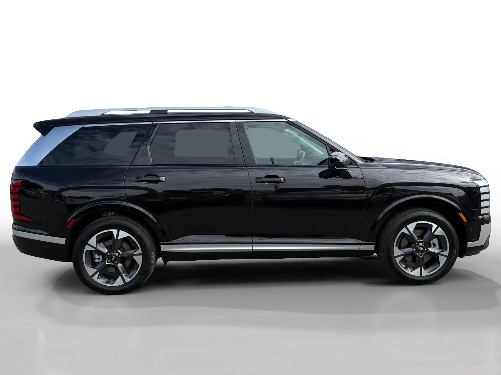 Certified 2026 Hyundai Palisade Limited AWD/4WD image 6