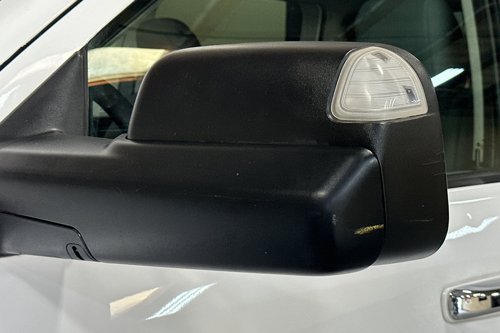 Used 2018 RAM 1500 Classic SLT AWD/4WD image 50