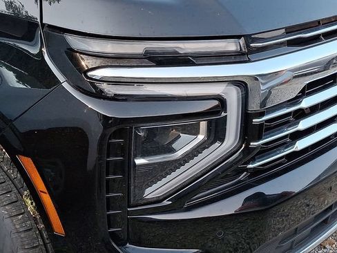 Certified 2025 Chevrolet Tahoe LT AWD/4WD image 7
