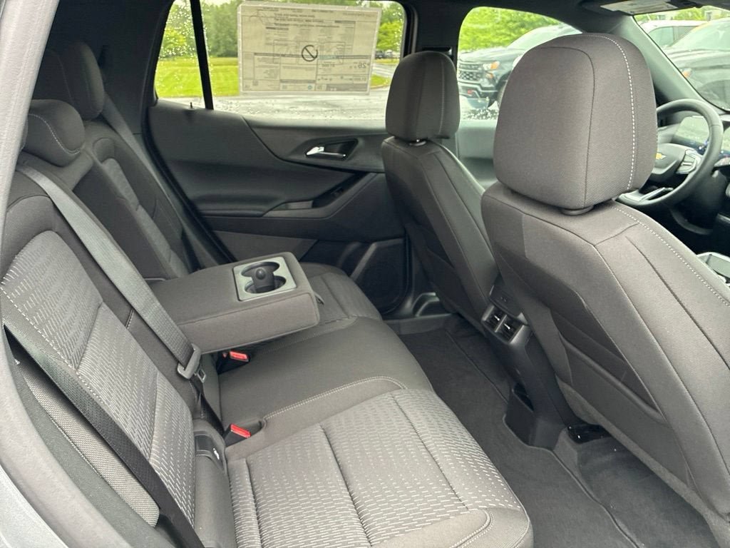 New 2027 Chevrolet Equinox LT AWD/4WD image 22