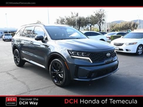 Used 2021 Kia Sorento SX image 3