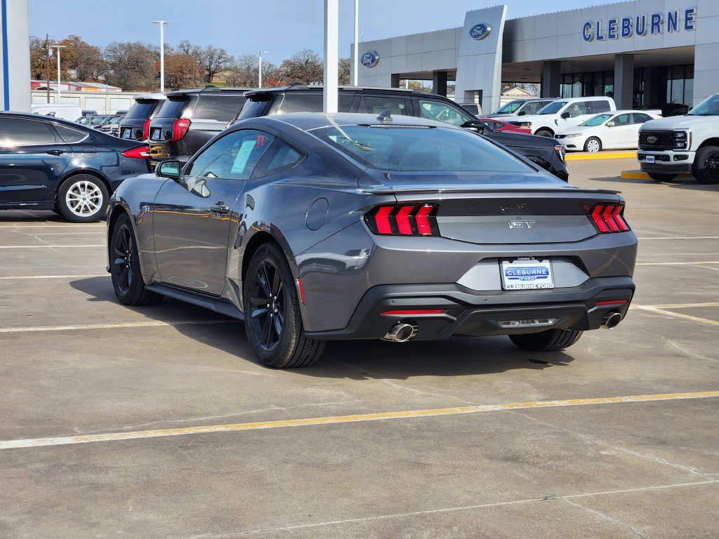 New 2026 Ford Mustang GT RWD image 4