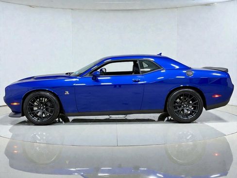 Used 2018 Dodge Challenger R/T Scat Pack w/ Dynamics Package image 8