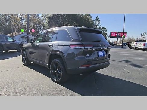 New 2026 Jeep Grand Cherokee Limited w/ Limited Altitude Package image 29