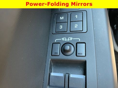 Used 2025 Land Rover Defender 110 S AWD/4WD image 21