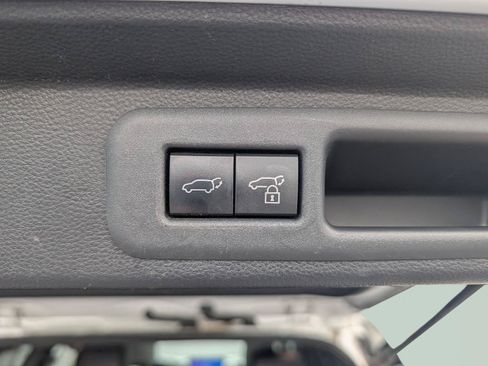Used 2024 Toyota Sequoia Platinum AWD/4WD image 28
