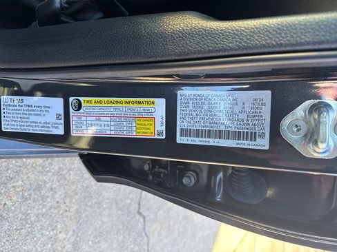 Used 2024 Honda Civic Touring image 35