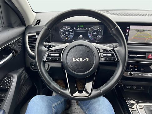 Used 2024 Kia Seltos S image 21