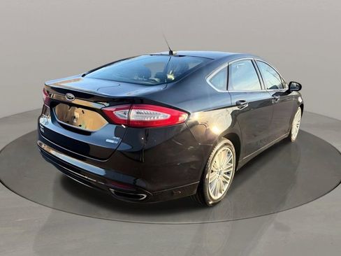 Used 2016 Ford Fusion SE w/ Equipment Group 202A image 29