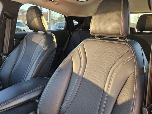 Used 2022 Ford Mustang Mach-E Premium image 17