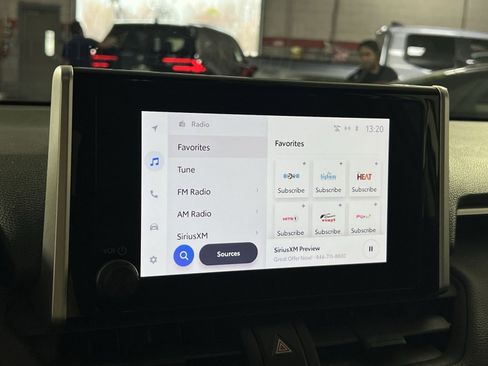 Used 2025 Toyota RAV4 XLE image 18