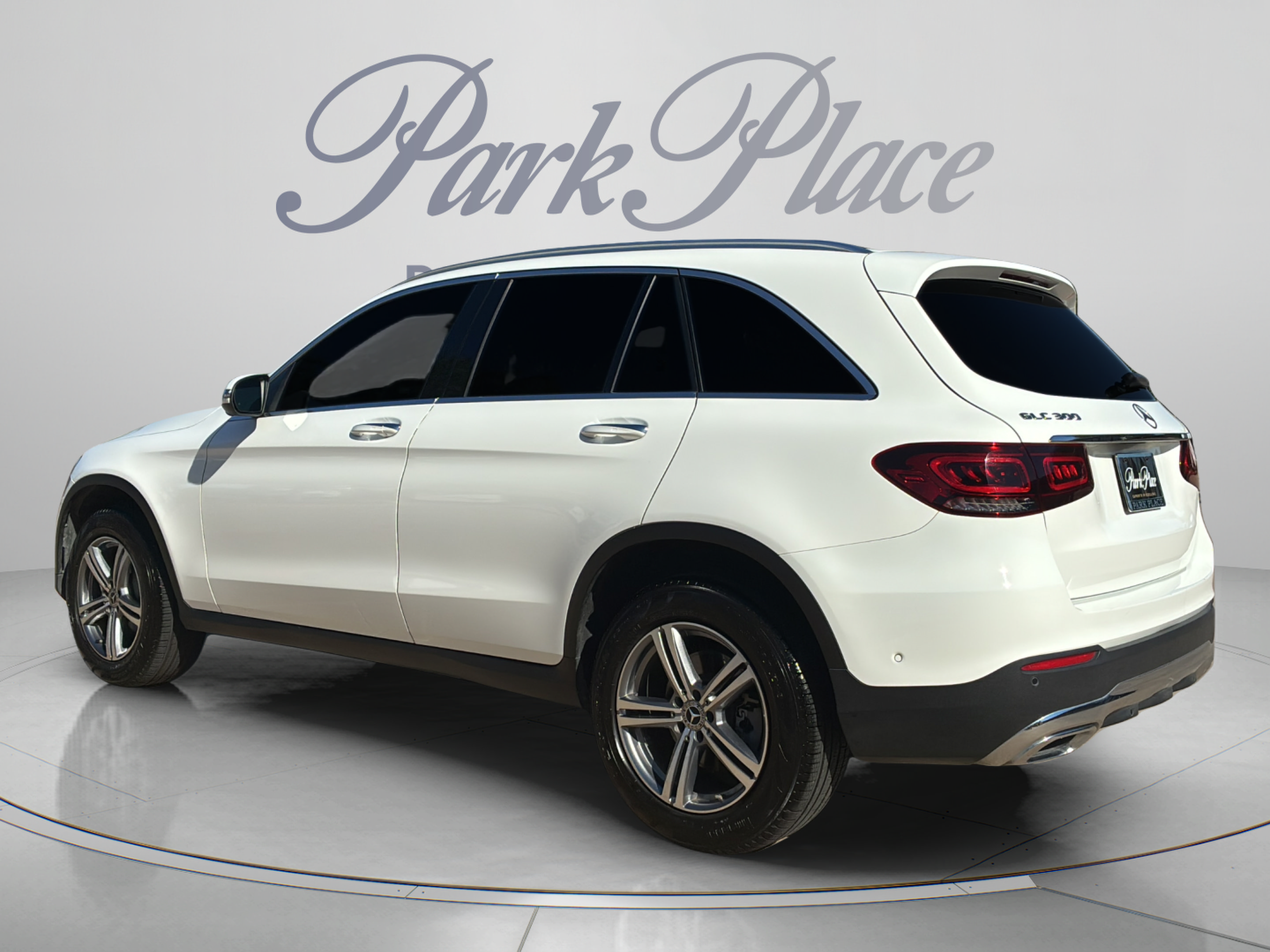 Certified 2022 Mercedes-Benz GLC 300 image 3