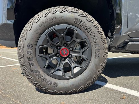 Used 2025 Toyota Tacoma TRD Pro image 68