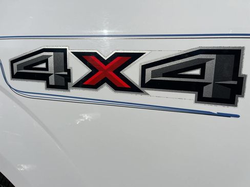 Used 2015 Ford F150 XL w/ Equipment Group 101A Mid image 12