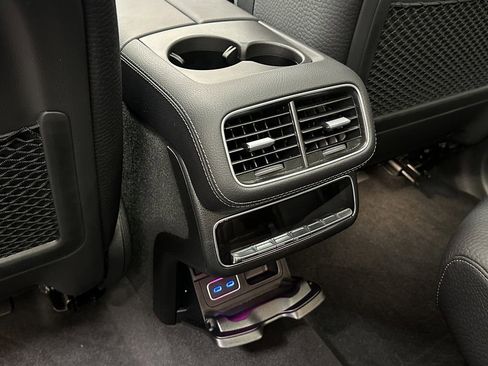 Certified 2025 Mercedes-Benz GLS 450 4MATIC w/ Pinnacle Trim Package image 25