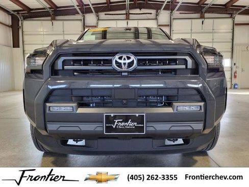 Used 2025 Toyota 4Runner 4WD image 8