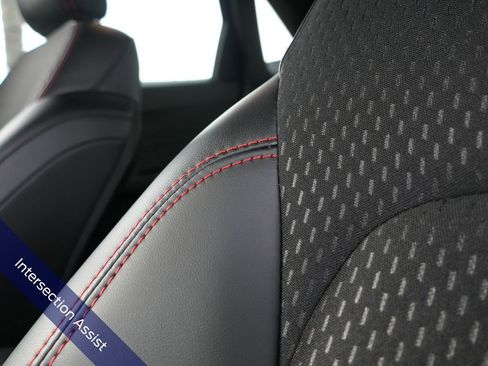 Used 2025 Ford Escape ST-Line w/ Equipment Group 301A image 14