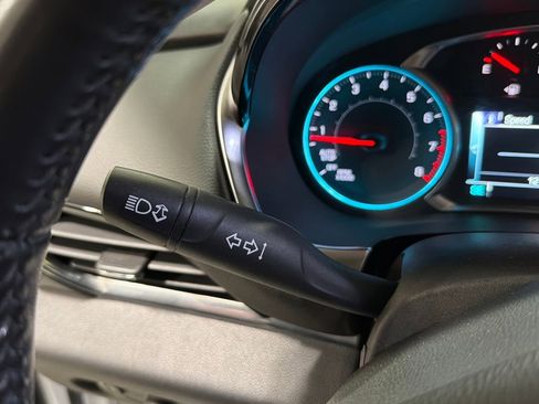 Used 2018 Chevrolet Traverse LT image 44