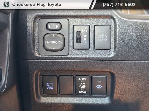 Used 2024 Toyota 4Runner SR5 Premium w/ Moonroof Package AWD/4WD image 12