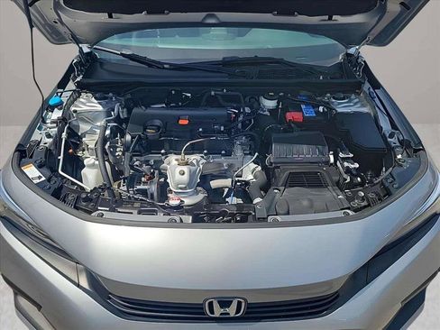 Used 2023 Honda Civic Sport image 9