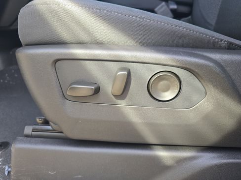 New 2026 Chevrolet Silverado 2500 Custom w/ Custom Value Package image 13