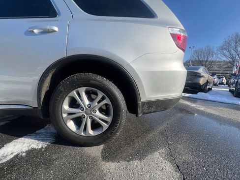 Used 2011 Dodge Durango Crew image 12
