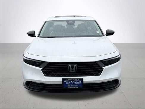 Used 2025 Honda Accord SE image 3