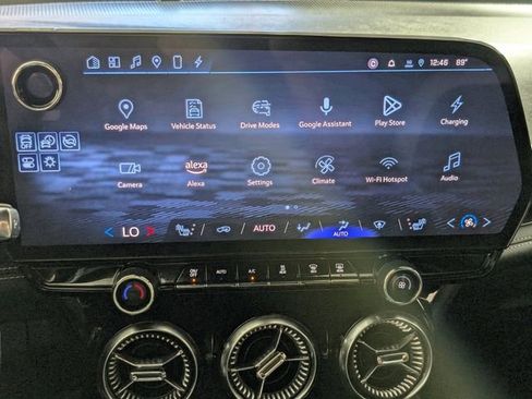 Used 2024 Chevrolet Blazer EV LT image 30