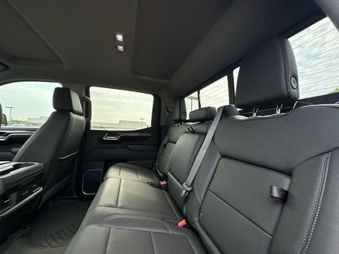 Certified 2022 Chevrolet Silverado 1500 LT Trail Boss w/ LT Trail Boss Premium Package AWD/4WD image 21