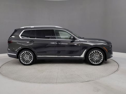 New 2026 BMW X7 xDrive40i image 5