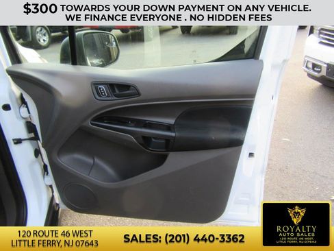 Used 2019 Ford Transit Connect XL image 32