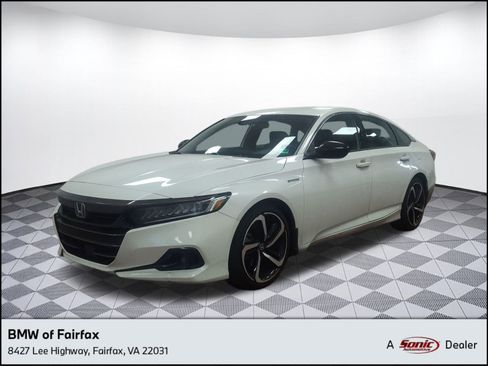 Used 2022 Honda Accord Sport image 1