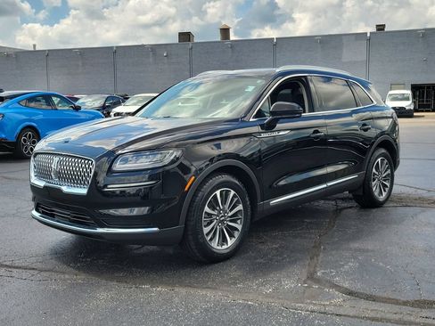 Certified 2023 Lincoln Nautilus Reserve w/ Class II Trailer Tow Package AWD/4WD image 8