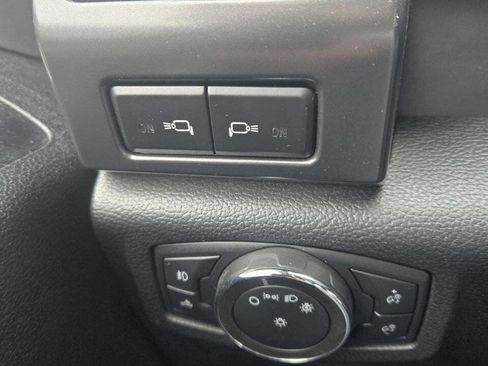 Used 2017 Ford F150 XLT w/ Equipment Group 302A Luxury image 25