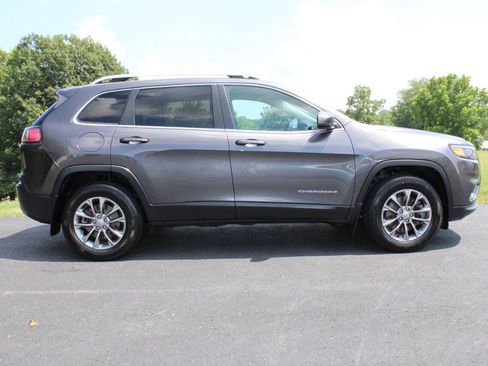 Used 2020 Jeep Cherokee Latitude Plus w/ Cold Weather Group image 2