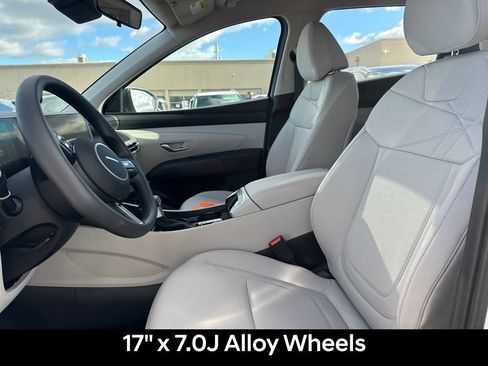 Used 2026 Hyundai Tucson SE AWD/4WD image 17