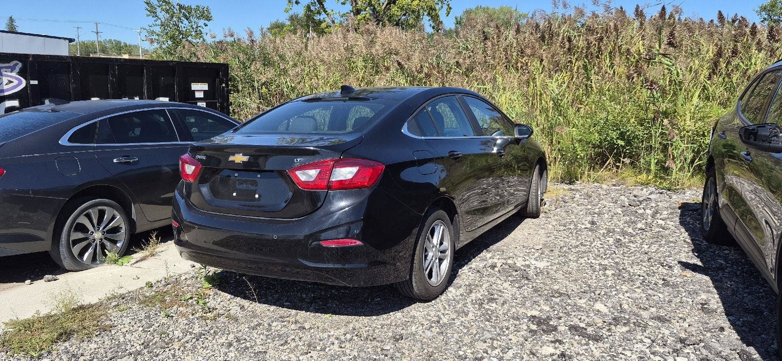 Used 2018 Chevrolet Cruze LT FWD image 3