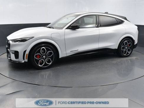 Certified 2022 Ford Mustang Mach-E GT image 17