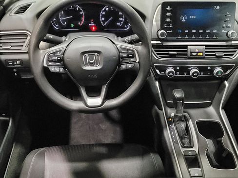 Used 2018 Honda Accord LX image 22
