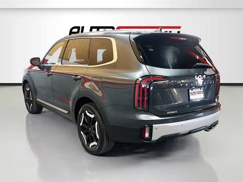 Used 2023 Kia Telluride EX AWD/4WD image 5